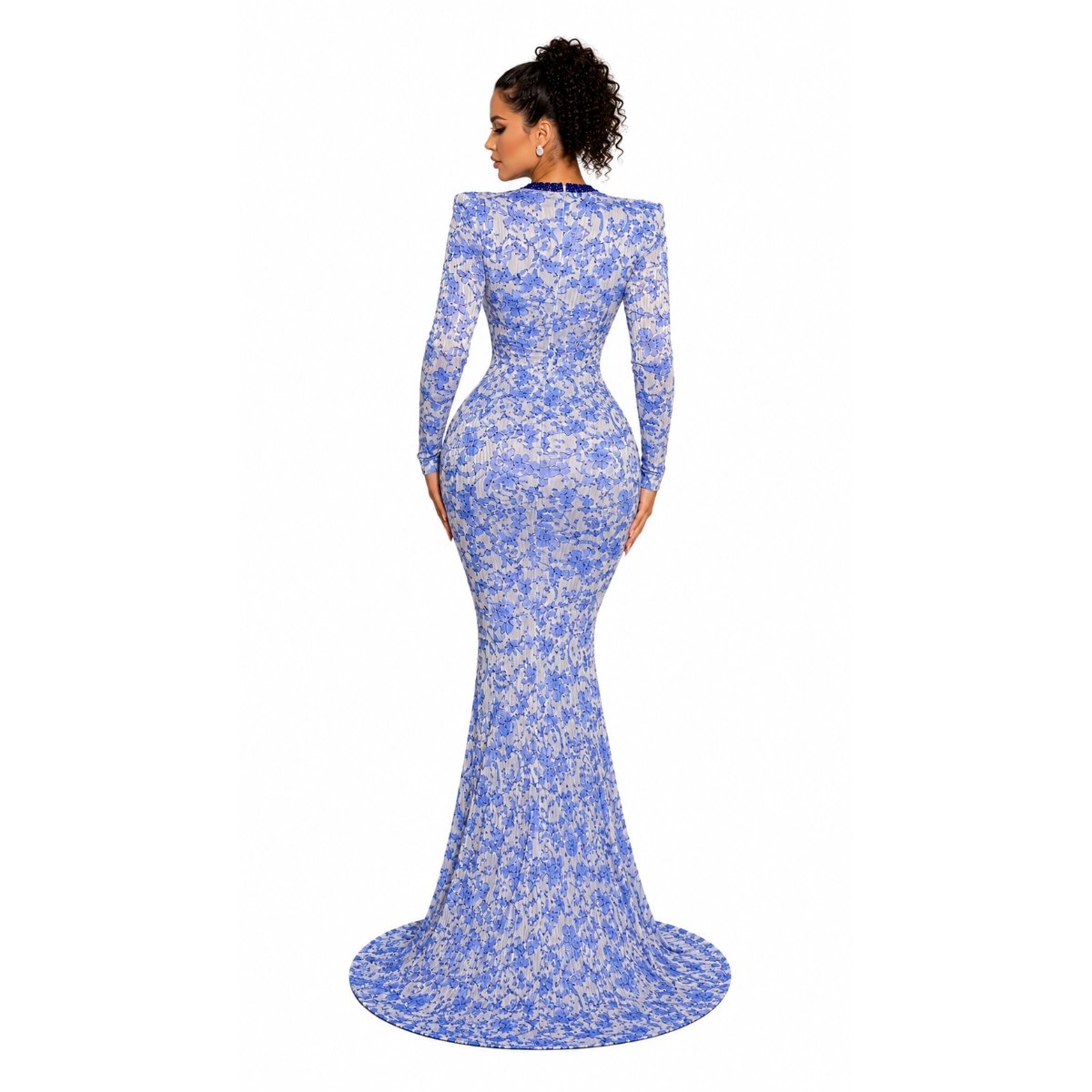 PORCELAIN ELEGANCE - Image 3